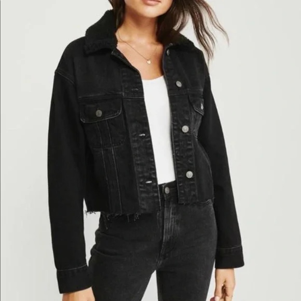 Abercrombie Cropped Jean Jacket Sherpa Collar